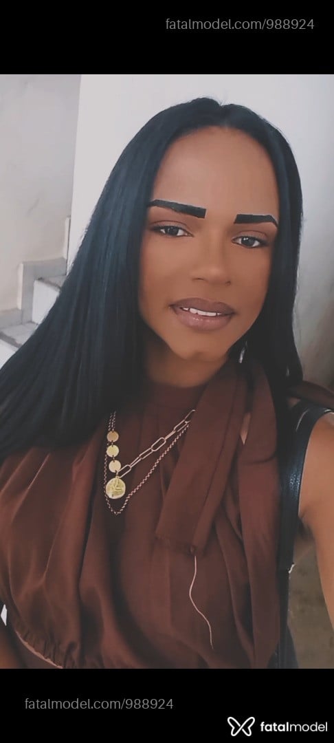 Acompanhante mulher trans morena (o) de olhos castanhos em Natal Acompanhante mulher trans morena (o) de olhos castanhos em Natal - Brunna brunnê