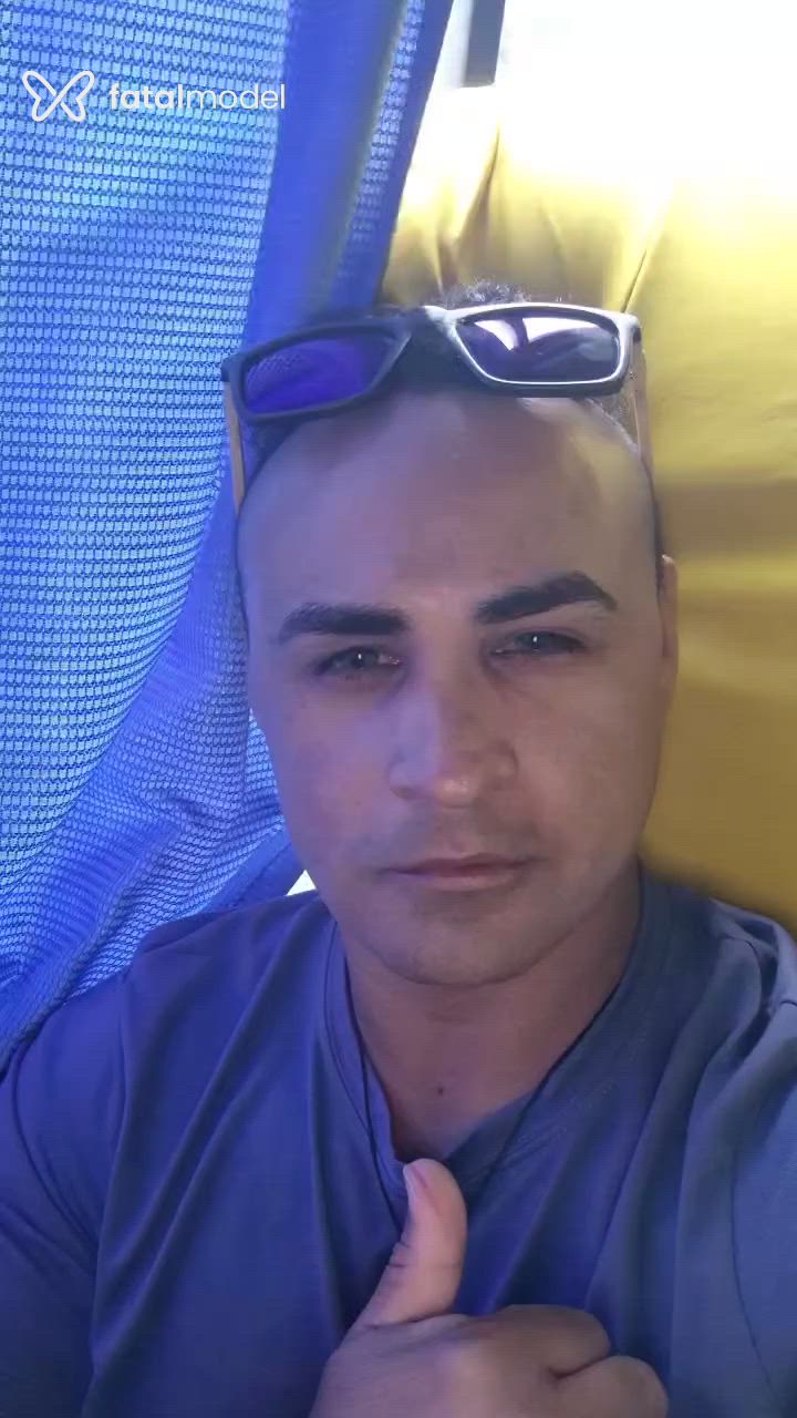 Acompanhante homem com cabelo castanho de olhos pretos em Colatina Acompanhante homem com cabelo castanho de olhos pretos em Colatina - Delei