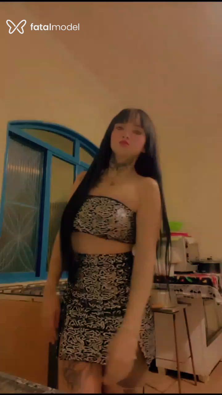 Acompanhante mulher morena (o) de olhos mel - Naysapeca