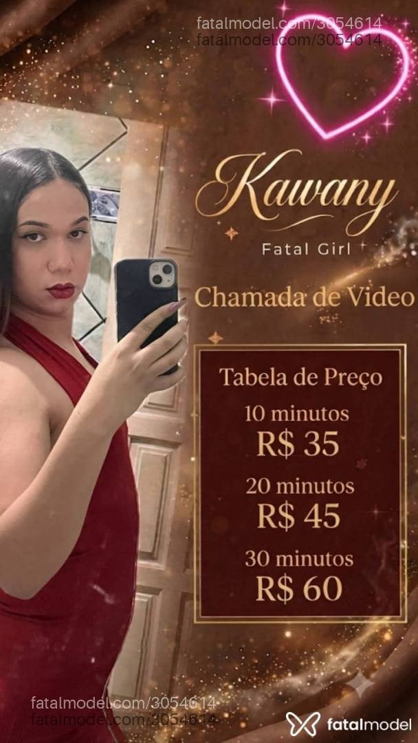 Acompanhante mulher trans com cabelo castanho de olhos castanhos - Kawany