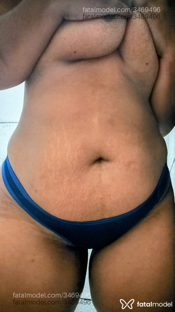 Acompanhante mulher morena (o) de olhos castanhos - Pamela