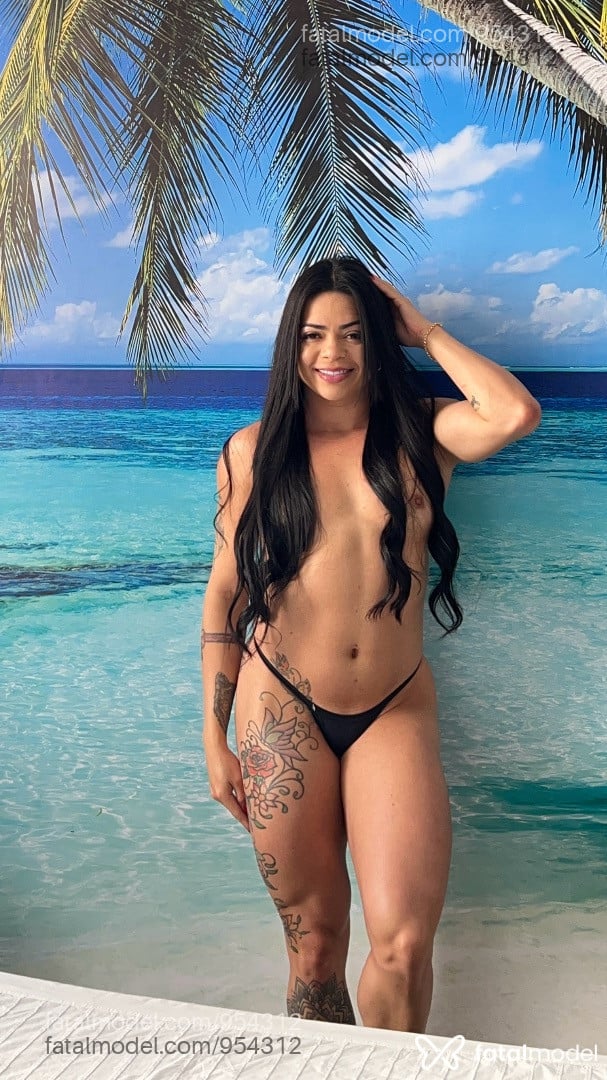 Acompanhante mulher com cabelo castanho de olhos castanhos em Rio de Janeiro - Anne Costa