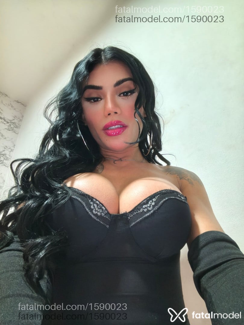 Acompanhante travesti com cabelo castanho de olhos castanhos em Porto Alegre - Jhady Freitas