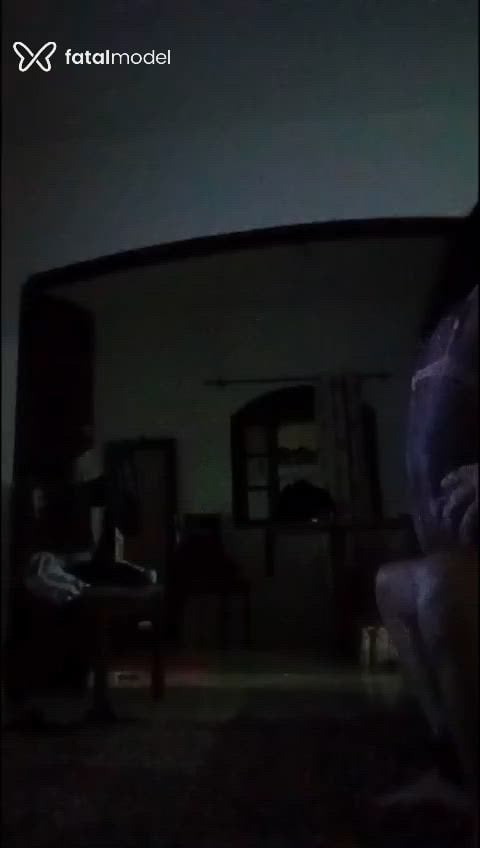 Acompanhante homem com cabelo grisalho de olhos verdes - Pyetro