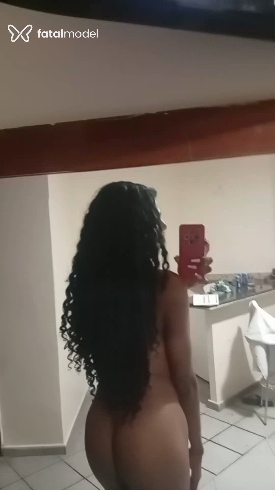 Acompanhante mulher trans morena (o) de olhos castanhos - Rafaela
