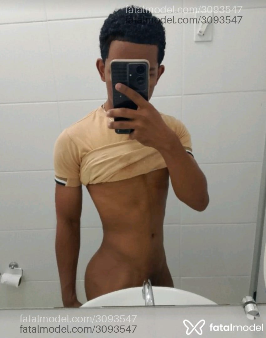 Acompanhante homem morena (o) de olhos castanhos em Marabá Acompanhante homem morena (o) de olhos castanhos em Marabá - Henrique