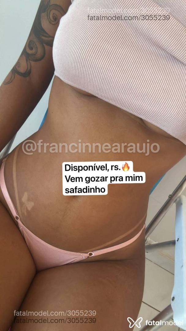 Acompanhante mulher ruiva (o) de olhos castanhos em Virtual - Francinne