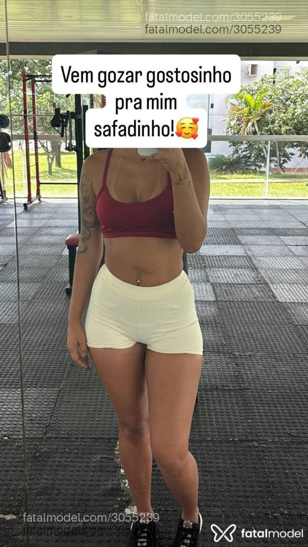 Acompanhante mulher ruiva (o) de olhos castanhos em Virtual - Francinne