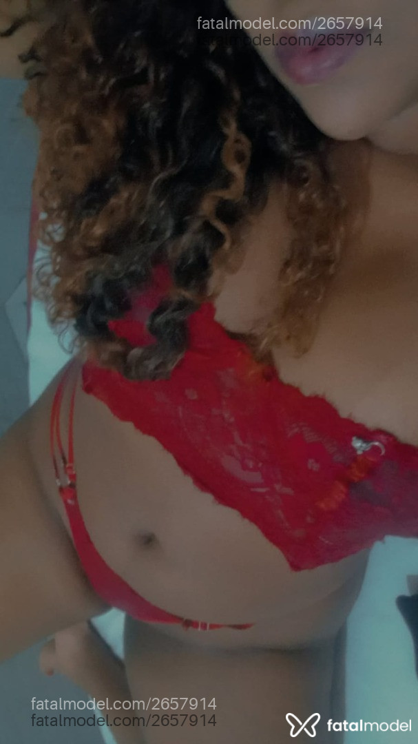 Acompanhante mulher com cabelo castanho de olhos pretos - Beatriz Acompanhante mulher com cabelo castanho de olhos pretos - Beatriz