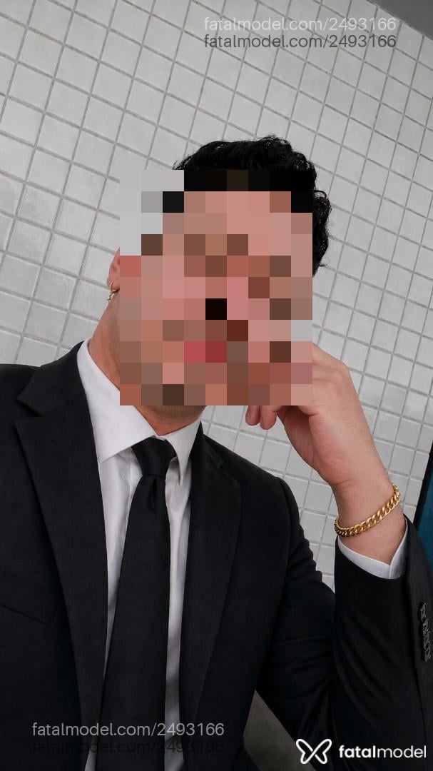 Acompanhante homem com cabelo castanho de olhos castanhos em Sarandi Acompanhante homem com cabelo castanho de olhos castanhos em Sarandi - Lucas