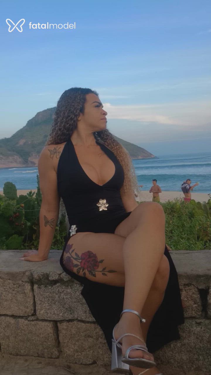 Acompanhante mulher loira (o) de olhos mel - Nicolly ávila