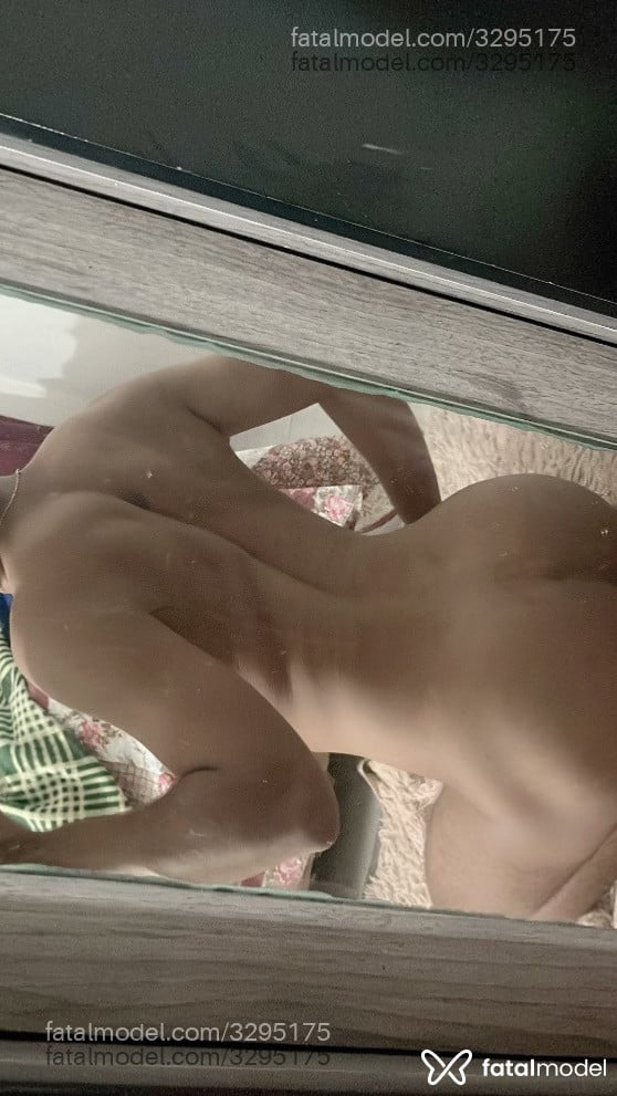 Acompanhante homem morena (o) de olhos pretos - Matheusszcz