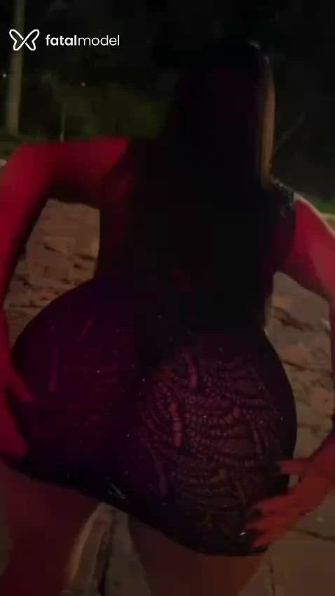 Acompanhante mulher morena (o) de olhos castanhos - Tifanny Acompanhante mulher morena (o) de olhos castanhos - Tifanny