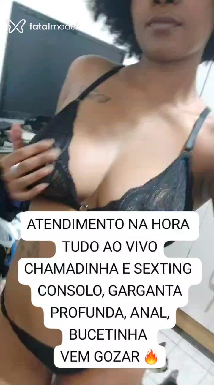 Acompanhante mulher com cabelo colorido de olhos castanhos - Nicky Silva Acompanhante mulher com cabelo colorido de olhos castanhos - Nicky Silva