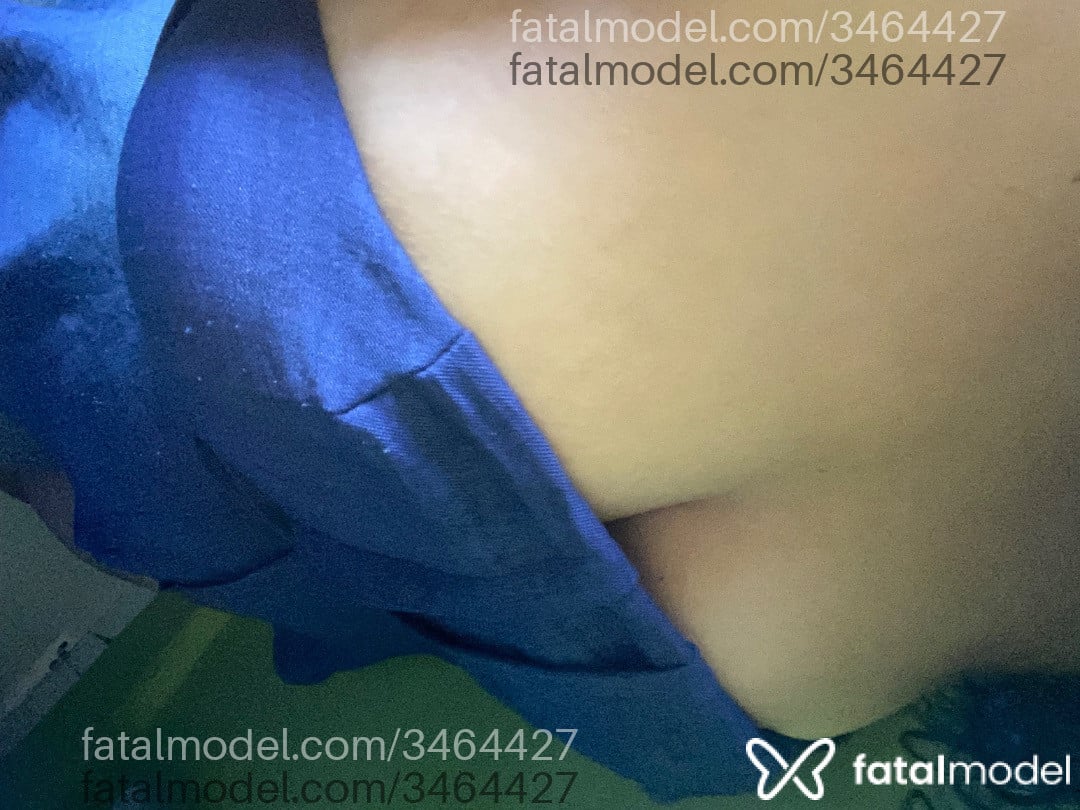 Acompanhante mulher com cabelo colorido de olhos pretos em Araguaína Acompanhante mulher com cabelo colorido de olhos pretos em Araguaína - Tatazinha