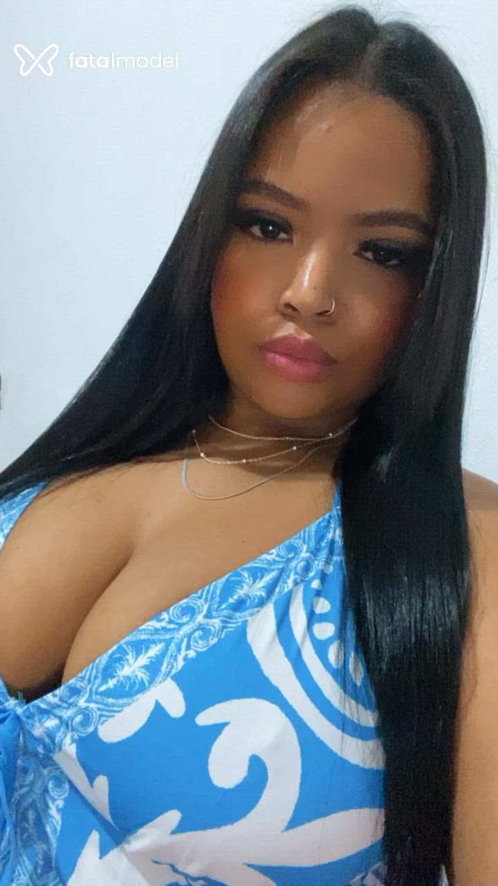 Acompanhante mulher morena (o) de olhos pretos - Gleiciane Acompanhante mulher morena (o) de olhos pretos - Gleiciane