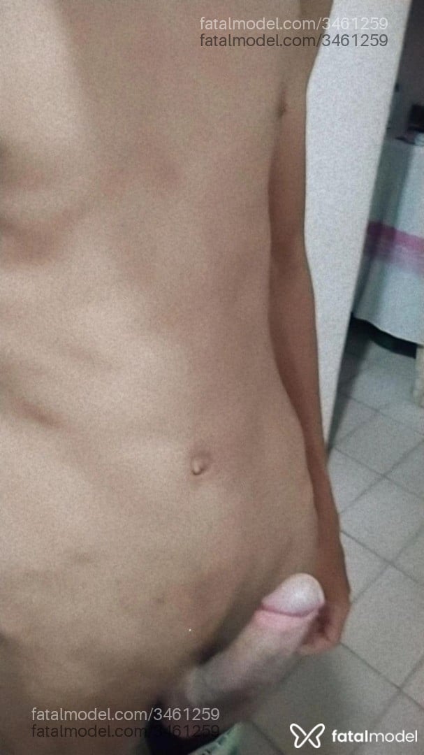 Acompanhante homem com cabelo castanho de olhos pretos em Ribeirão Preto - Leonardo