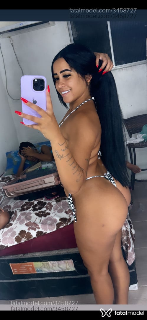 Acompanhante mulher com cabelo castanho de olhos pretos em Janaúba - Thayza