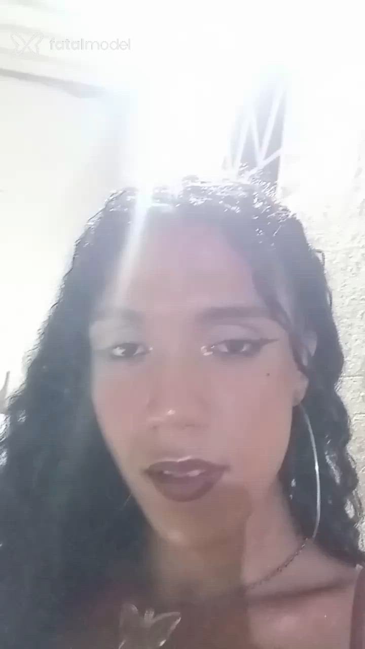 Acompanhante mulher trans morena (o) de olhos castanhos - Luninha Acompanhante mulher trans morena (o) de olhos castanhos - Luninha