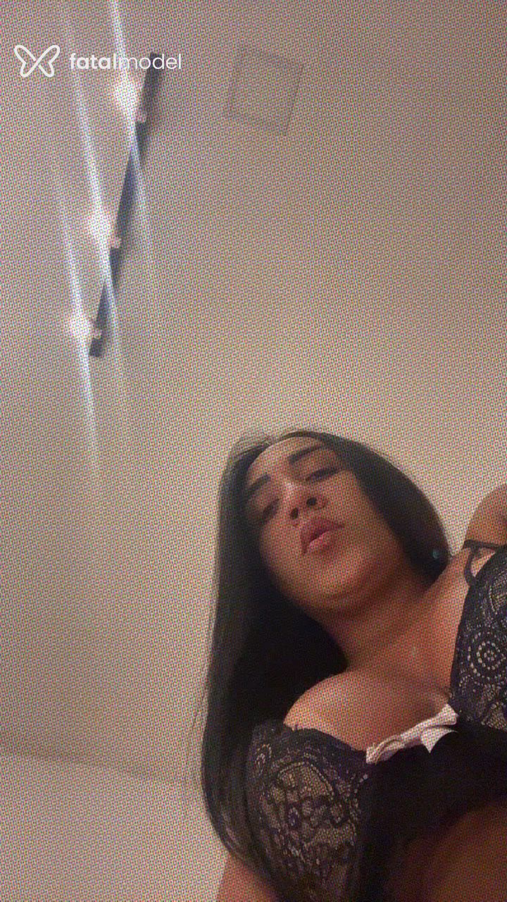 Acompanhante travesti morena (o) de olhos castanhos - Camyla Alves