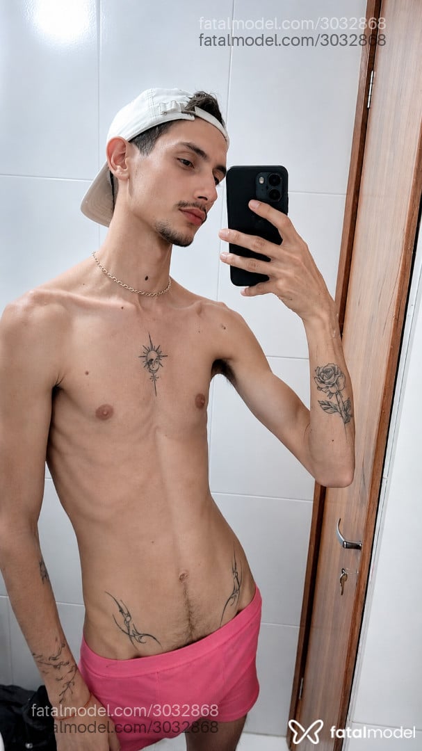 Acompanhante homem com cabelo castanho de olhos castanhos em Belo Horizonte - Vitth