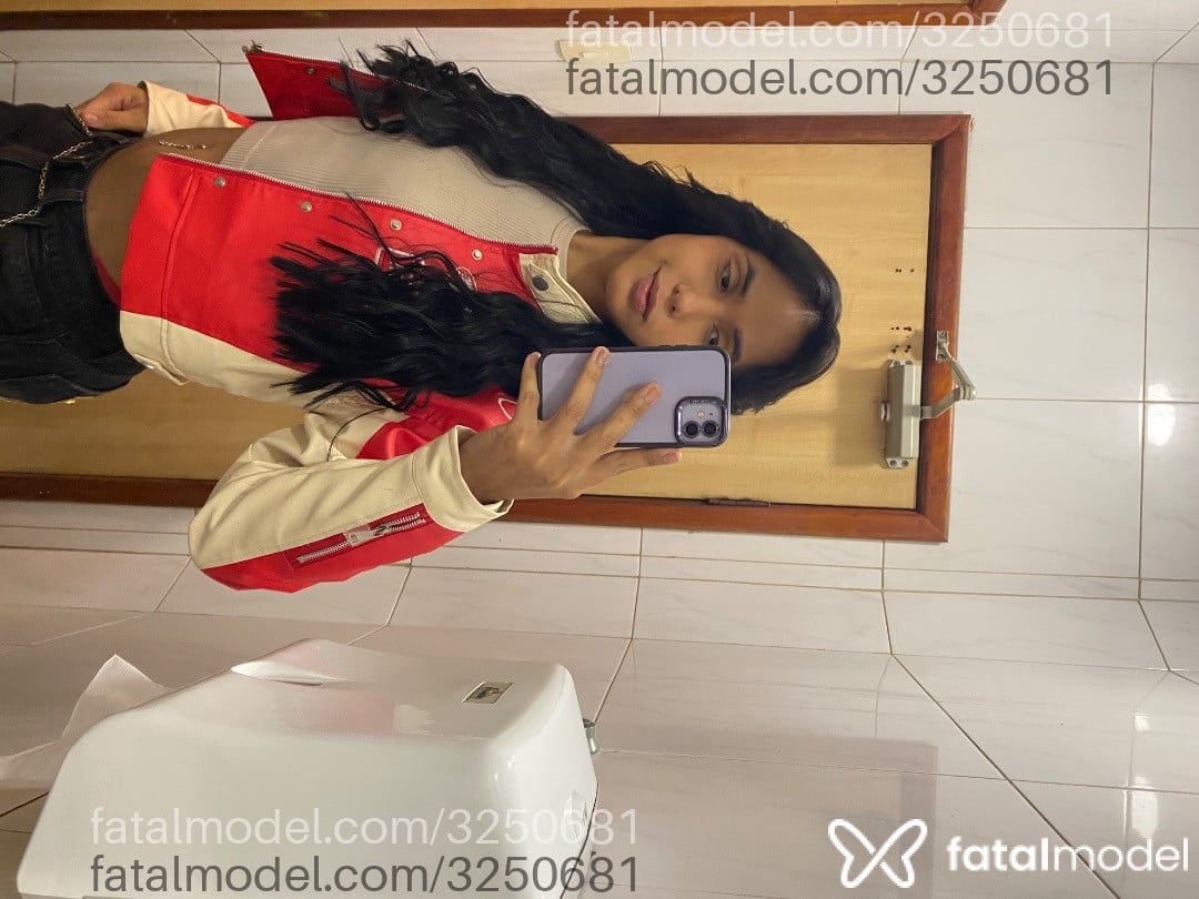 Acompanhante mulher trans morena (o) de olhos castanhos em São Paulo - Steffhany