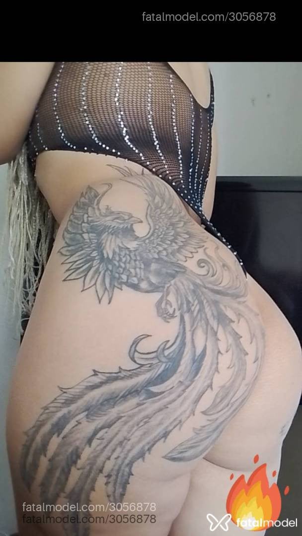 Acompanhante mulher loira (o) de olhos mel - Aline Bicca