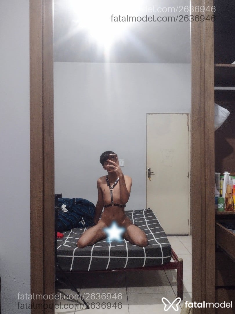 Acompanhante homem morena (o) de olhos castanhos em Botucatu - Henriquehs