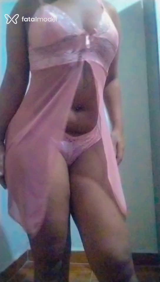 Acompanhante mulher morena (o) de olhos pretos - Brenda