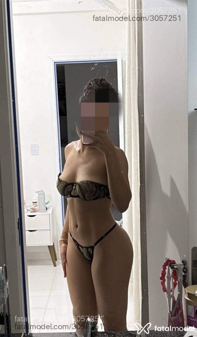 Acompanhante mulher morena (o) de olhos castanhos - Brenda Fernandes