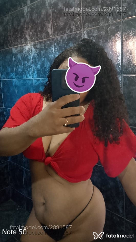 Acompanhante mulher com cabelo castanho de olhos castanhos - Milena Acompanhante mulher com cabelo castanho de olhos castanhos - Milena