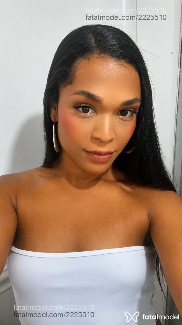 Acompanhante mulher trans morena (o) de olhos pretos em Florianópolis - Manuela