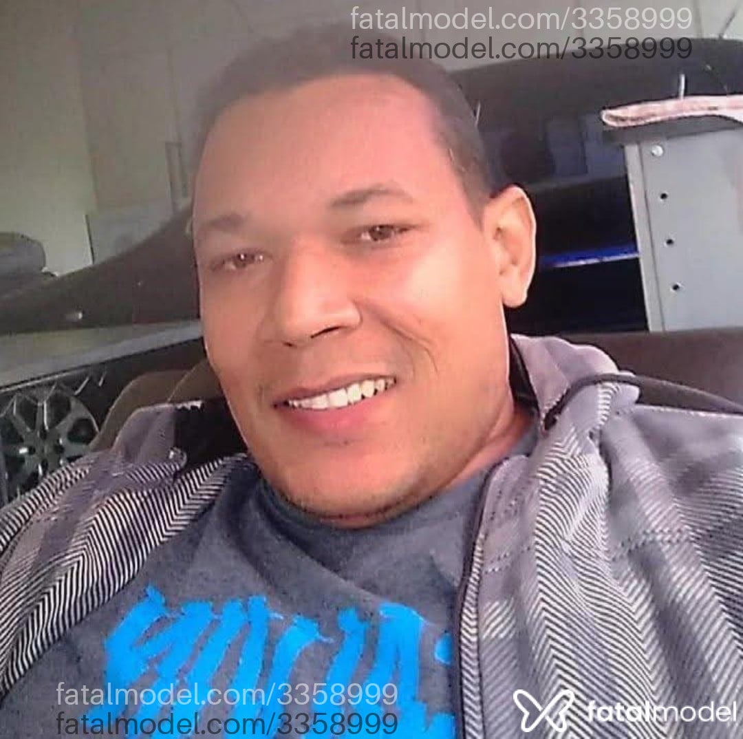 Acompanhante homem morena (o) de olhos castanhos - Renato Acompanhante homem morena (o) de olhos castanhos - Renato
