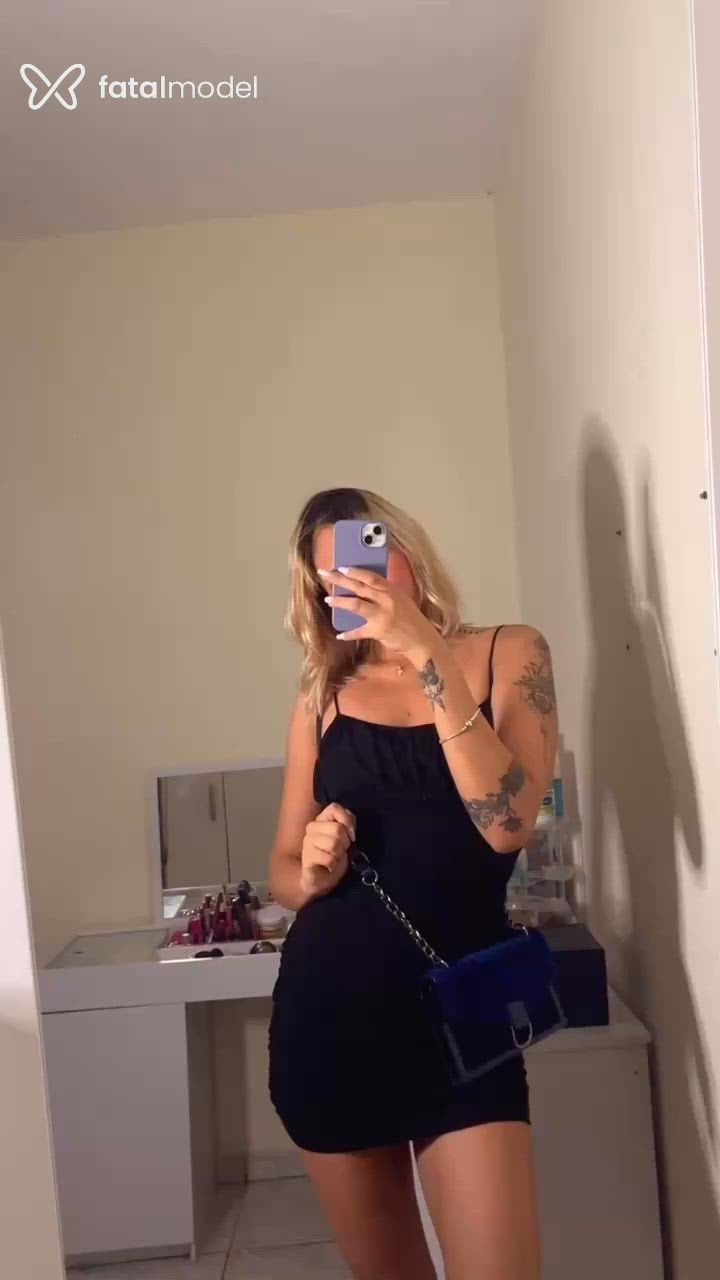 Acompanhante mulher loira (o) de olhos castanhos - Larissa Santos
