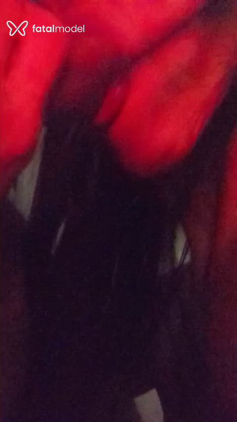 Acompanhante mulher trans morena (o) de olhos castanhos - Vivi Acompanhante mulher trans morena (o) de olhos castanhos - Vivi