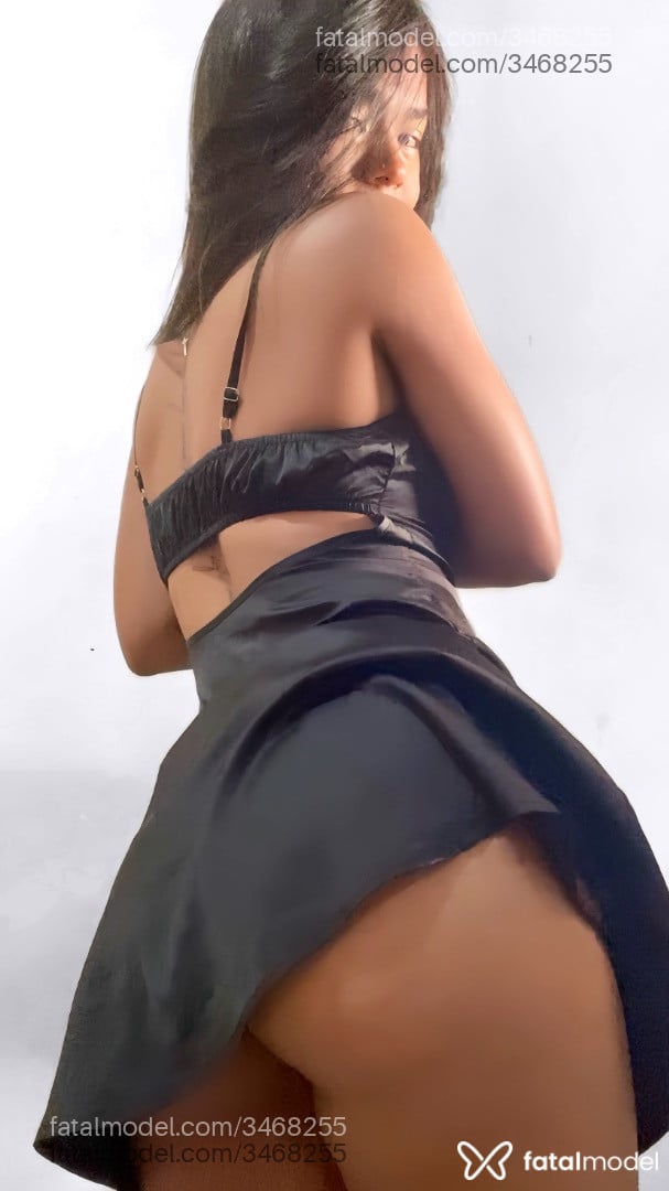 Acompanhante mulher morena (o) de olhos castanhos - Maju Silva Acompanhante mulher morena (o) de olhos castanhos - Maju Silva