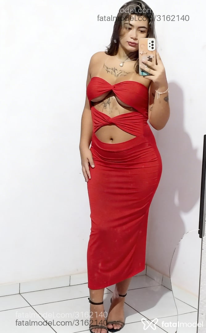 Acompanhante mulher morena (o) de olhos pretos - Kiara Santini