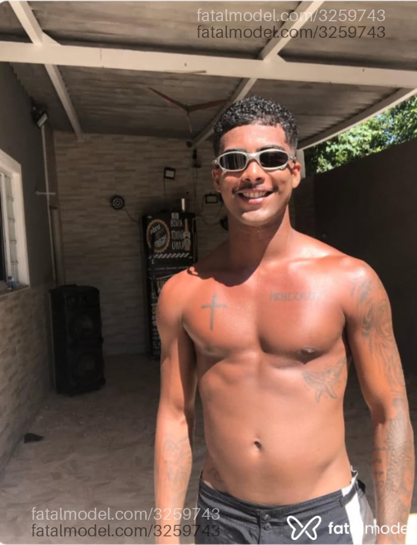 Acompanhante homem morena (o) de olhos castanhos em Rio de Janeiro - Israel Oliveira