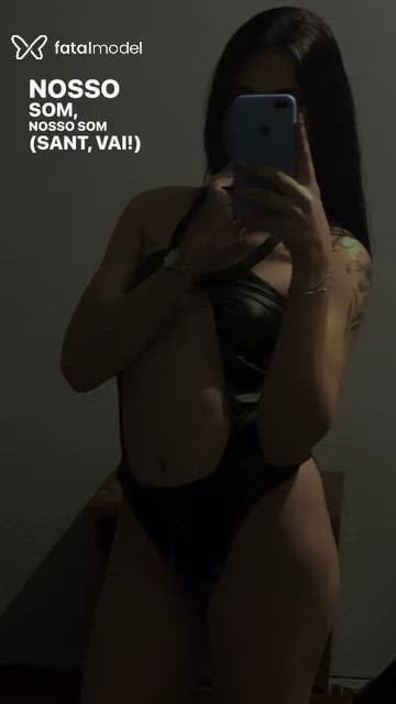 Acompanhante mulher trans morena (o) de olhos castanhos - Roberta Pereira