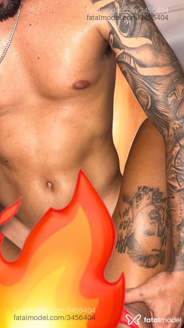 Acompanhante homem morena (o) de olhos castanhos - Laprata