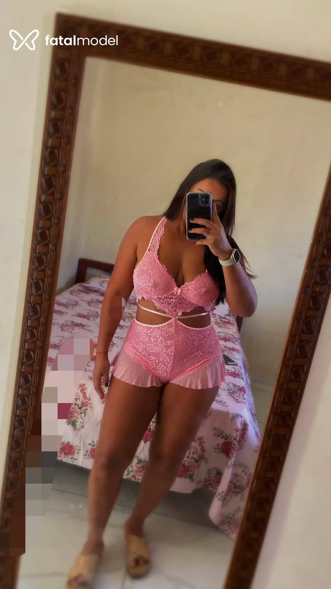 Acompanhante mulher com cabelo castanho de olhos castanhos - POLIANA FONSECA Acompanhante mulher com cabelo castanho de olhos castanhos - POLIANA FONSECA