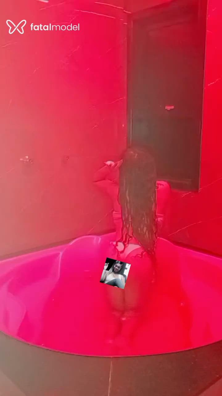Acompanhante mulher trans morena (o) de olhos castanhos - Anjel Kessi
