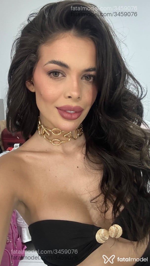 Acompanhante mulher morena (o) de olhos verdes - Luísa Acompanhante mulher morena (o) de olhos verdes - Luísa