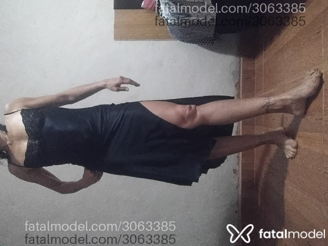 Acompanhante mulher com cabelo castanho de olhos castanhos - Thati