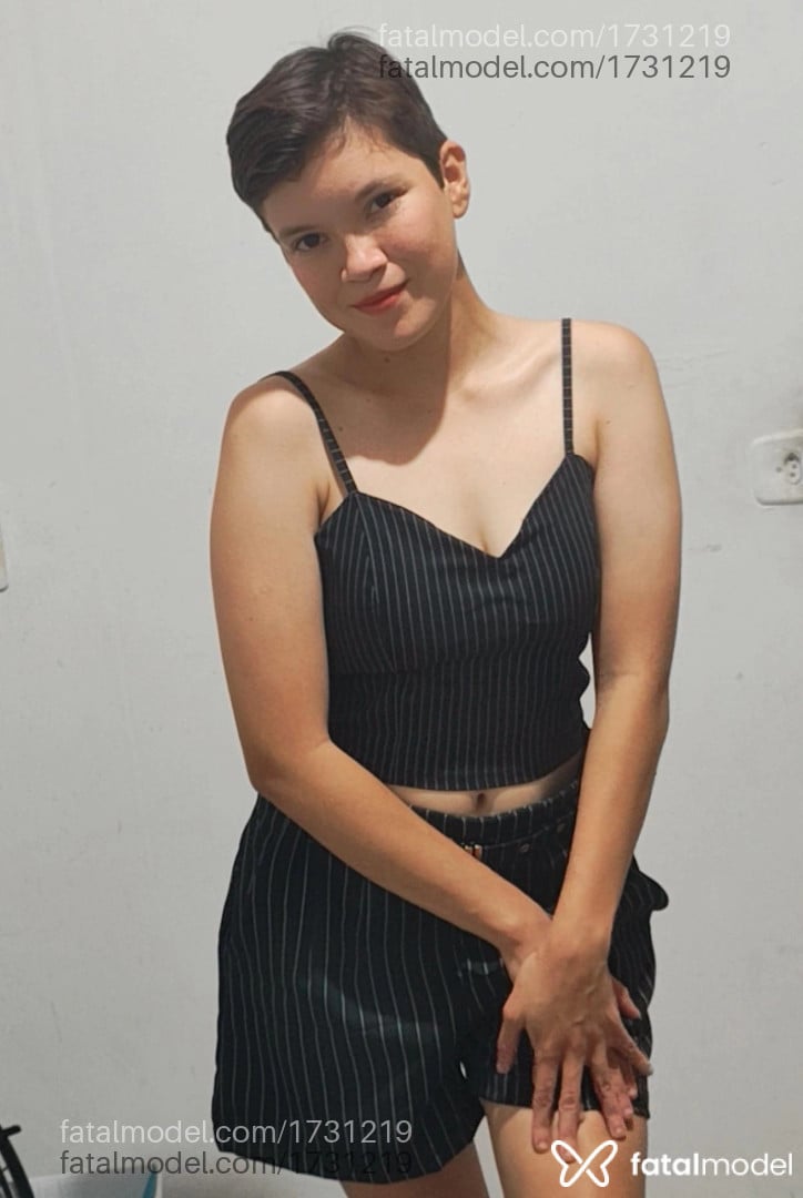 Acompanhante mulher com cabelo castanho de olhos castanhos - Ana Acompanhante mulher com cabelo castanho de olhos castanhos - Ana