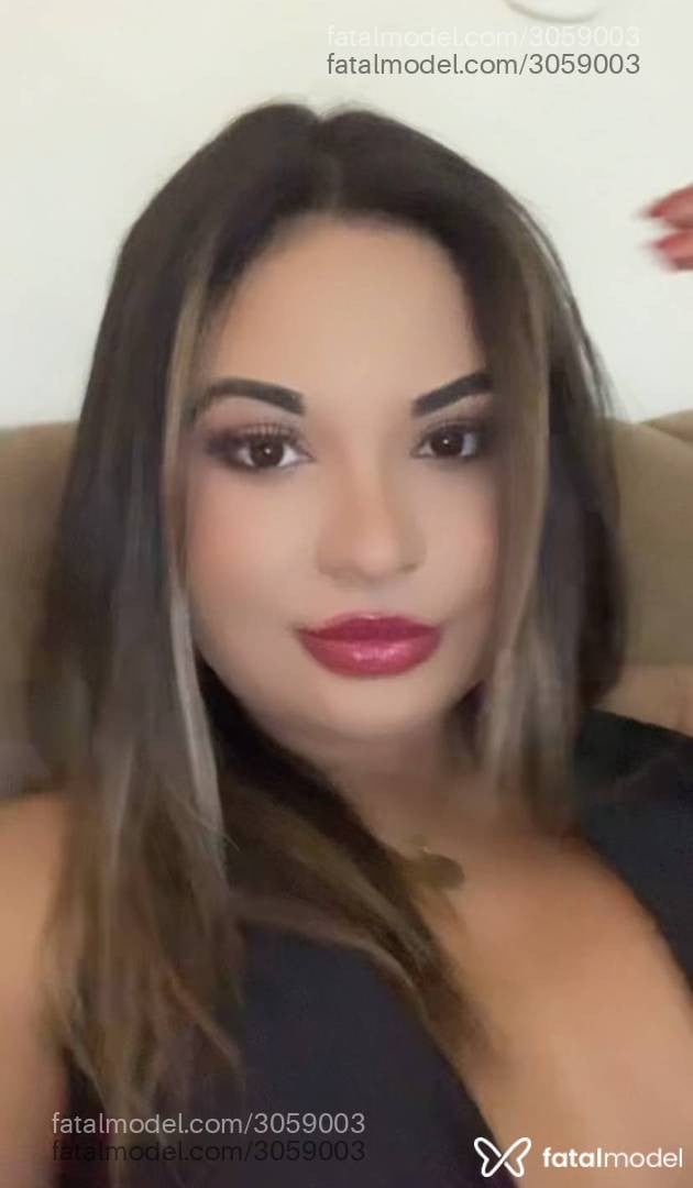 Acompanhante mulher morena (o) de olhos castanhos - Kethellyn