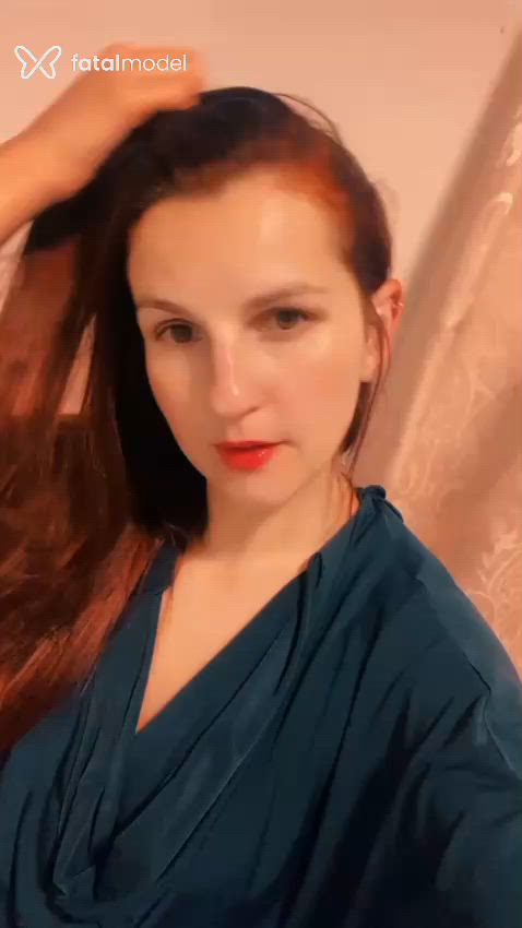 Acompanhante mulher ruiva (o) de olhos castanhos - Kitana Acompanhante mulher ruiva (o) de olhos castanhos - Kitana