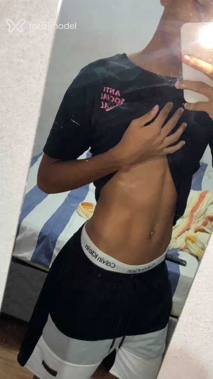 Acompanhante homem morena (o) de olhos castanhos - Mvmineirin