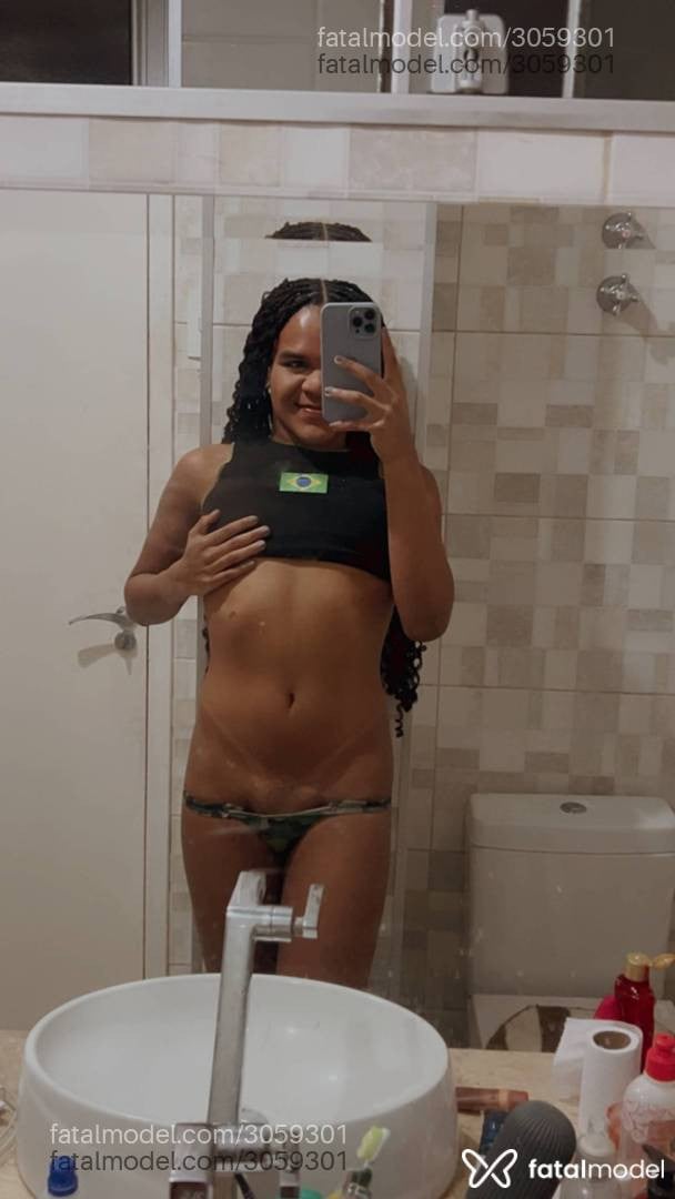 Acompanhante mulher trans morena (o) de olhos castanhos em Campinas - Raphaella