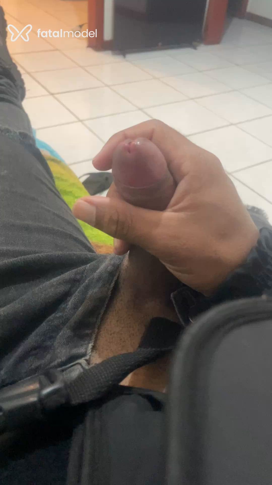 Acompanhante homem morena (o) de olhos pretos - Morenopc Acompanhante homem morena (o) de olhos pretos - Morenopc